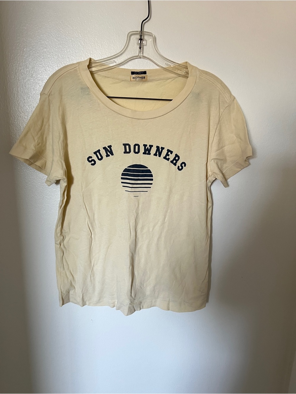 Mother Sun Downers butter yellow Graphic Tee size small